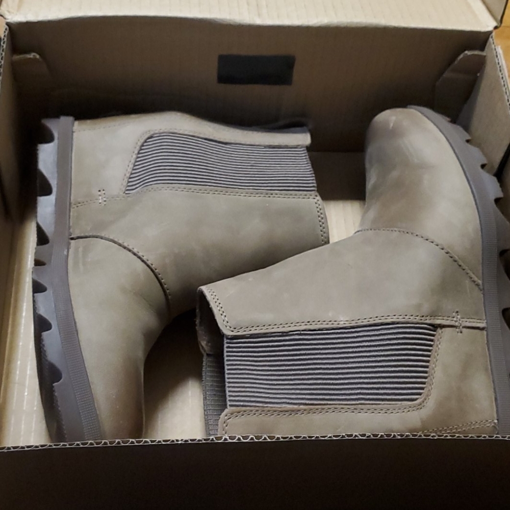 Sorel Joan of Arctic Wedge II Chelsea-Ash Brown!